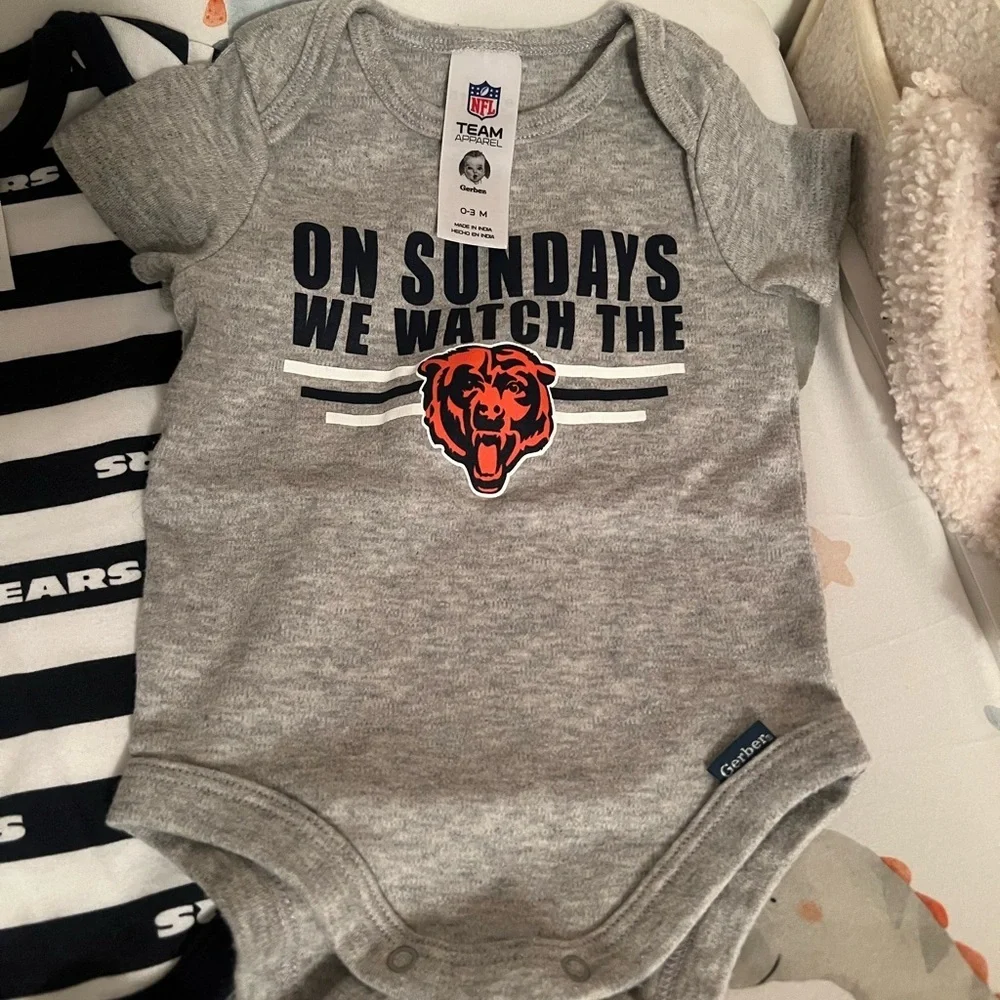 Chicago Bears Baby Bodysuit Set - Navy, White, Gray newborn - Picture 2 of 4